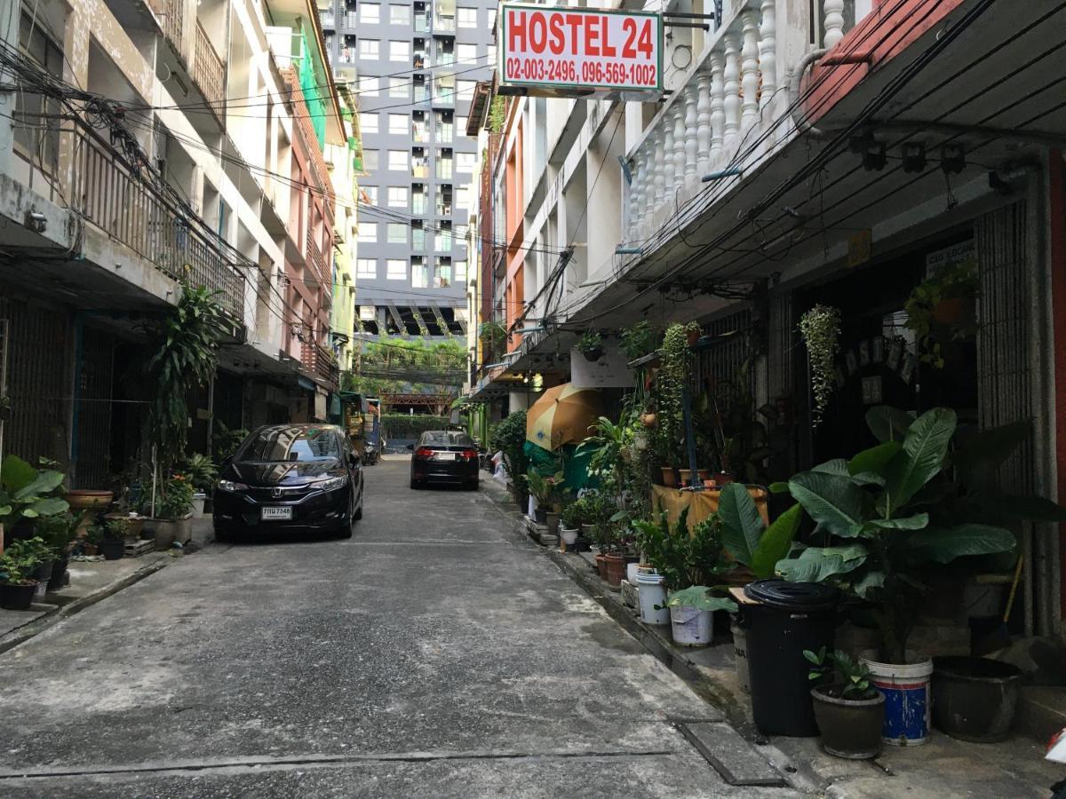 24 Hostel